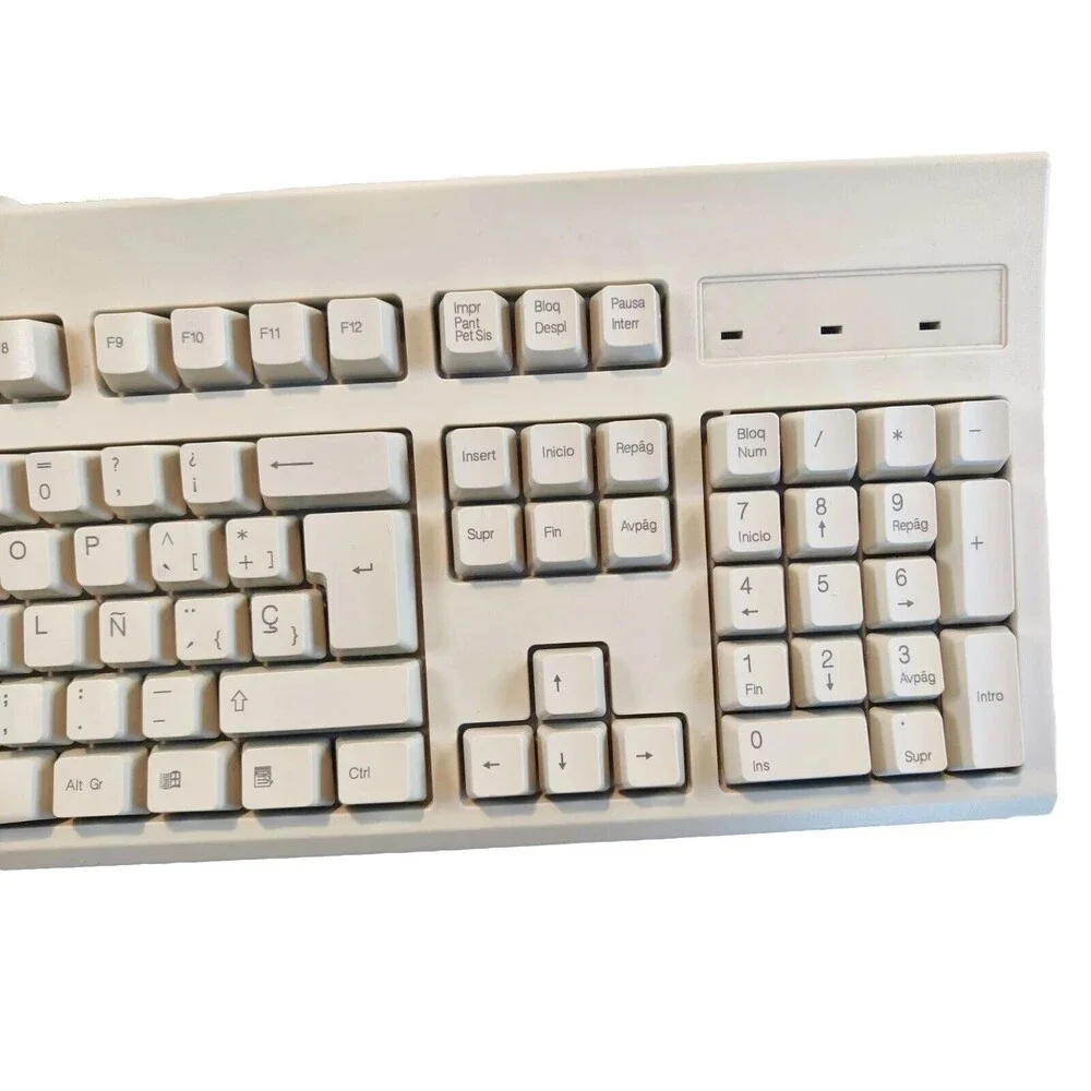 VTG Keytronic Model E05366SPPS2-C Wired PS/2 Spanish Keyboard USB Adapter WORKS